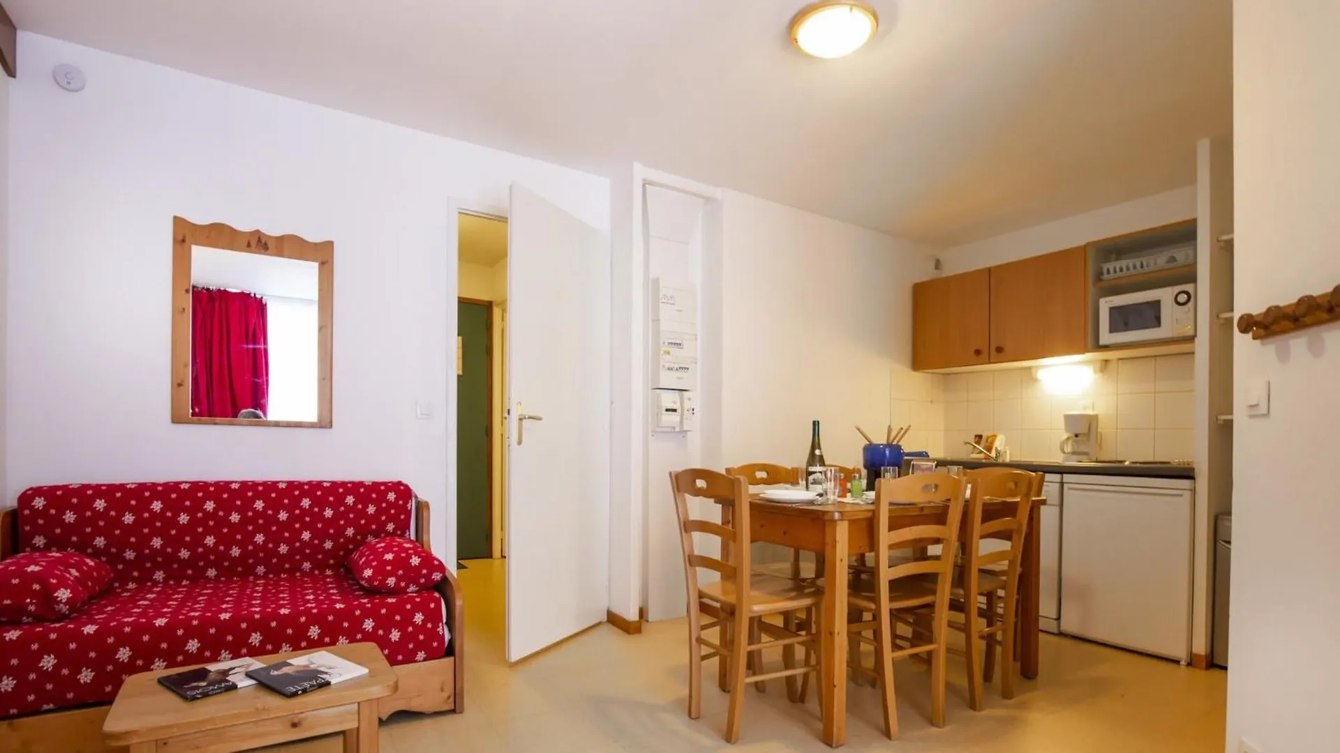 Holiday home Balcons C 002 - Parc Nat Vanoise Studio 6 Pers Val Cenis